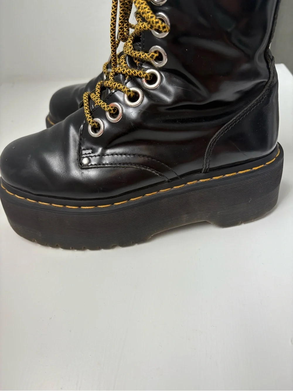 Dr. Airwair Marten Black Jadon Max Size 7